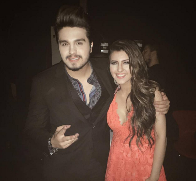 queenluans's tweet photo. tem mt cara no pó de vcs mas tao lindos https://t.co/m0CL1pJUnj