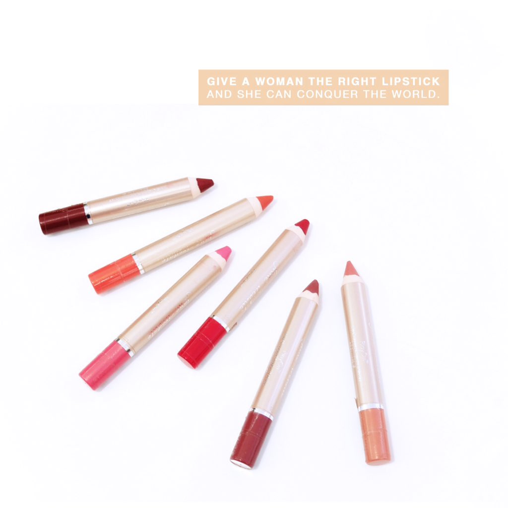 RustansBeauty's tweet photo. Anything is possible with a little lipstick. Have a fabulous Friday! https://t.co/bCpoW29Xs9