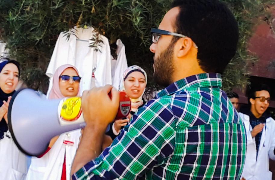 MariemTitrit's tweet photo. #sit-in #grève #doctors #marrakesh #Morocco#SOS_OMS#health #crisis #hospital#strike @cnirmarrakech
@HuffPostMaroc https://t.co/b5ET53JjXY