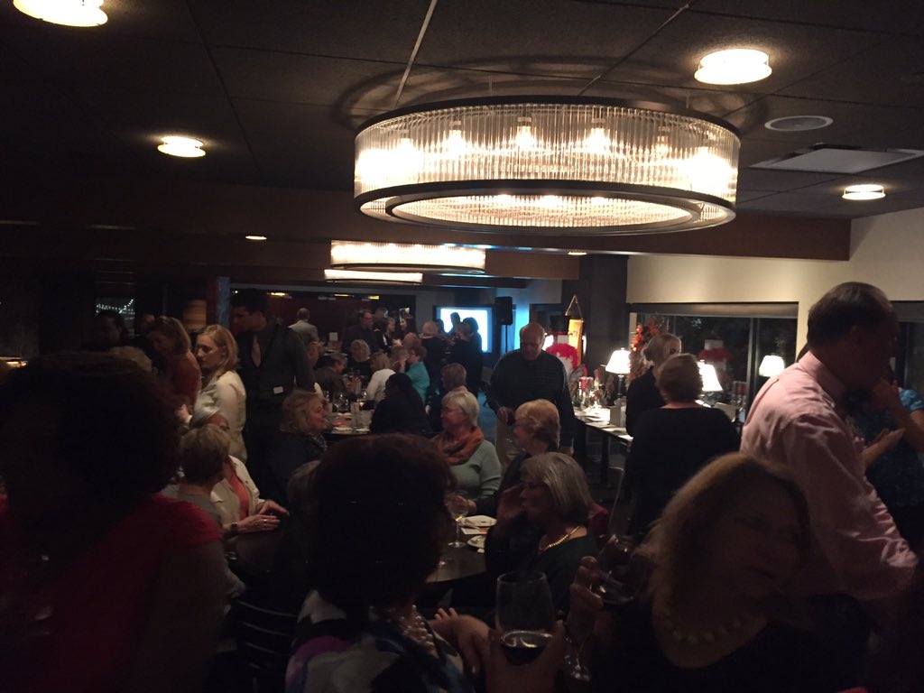 ZontaColumbus's tweet photo. Uncorked! A fundraiser for the for Columbus Club! https://t.co/hrHoXdMsnF