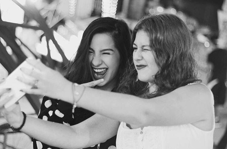 Scarcuchi_'s tweet photo. Like si una foto así cuando nos conozcamos 💗👯🙌🏼 https://t.co/3NPE6nlpuI