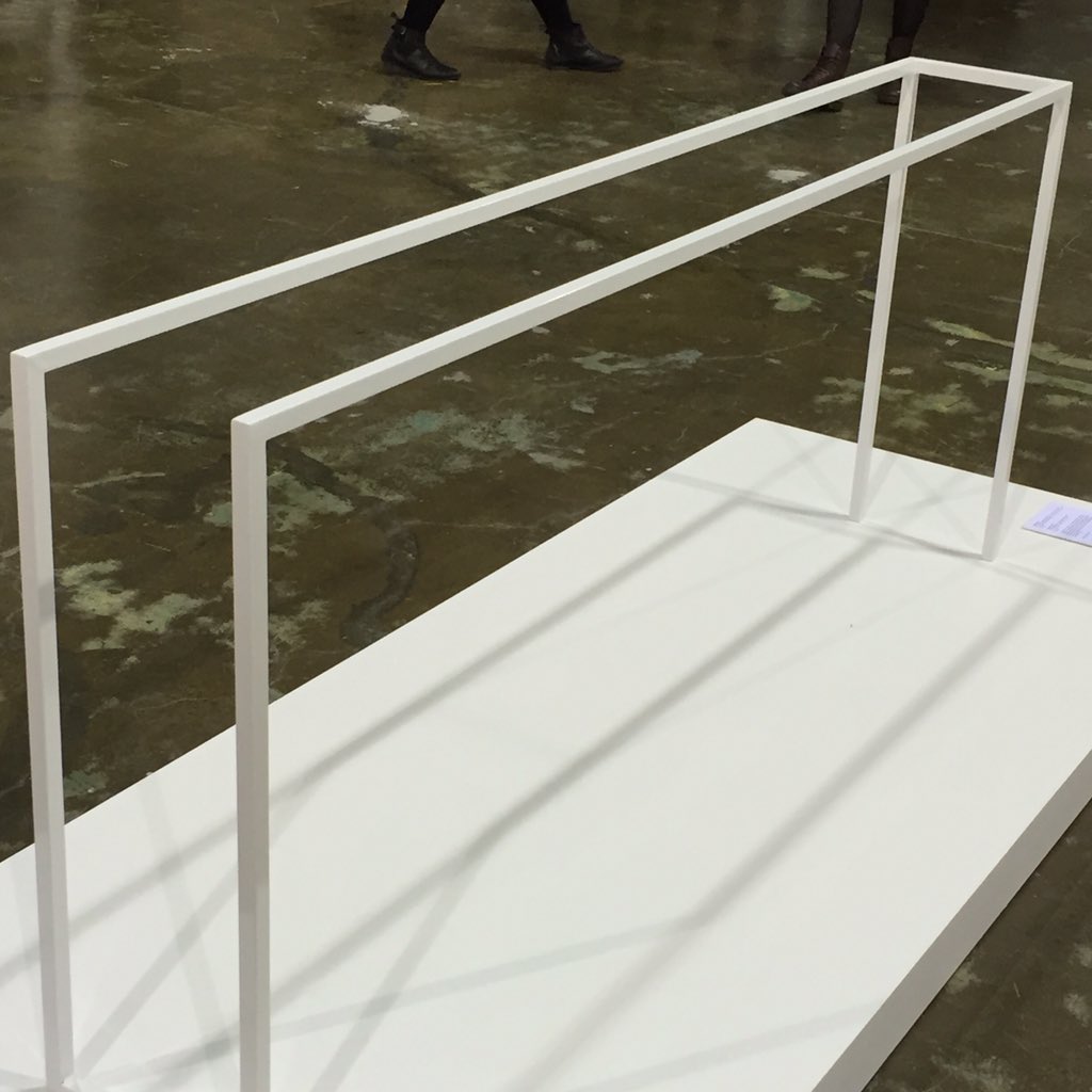 GaleriesMtl's tweet image. Au vernissage de l'exposition NEUTRALITÉ du créateur Rad Hourani @ArsenalArtMtl So so so interesting!