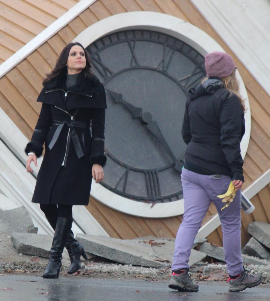 LanaParrillaMex's tweet photo. โขPHOTOSโข
Lana on set yesterday {13}
#EvilRegaIs #OUAT
Credits: @BastardSonVan https://t.co/qbrk2STpu5