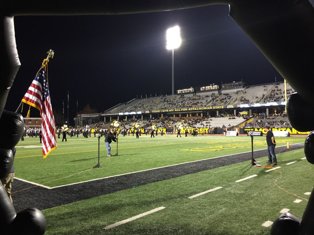 AppStateGameDay's tweet photo. The view of The Rock from the tunnel! #AppInPrimetime https://t.co/mtuGNkVmpR