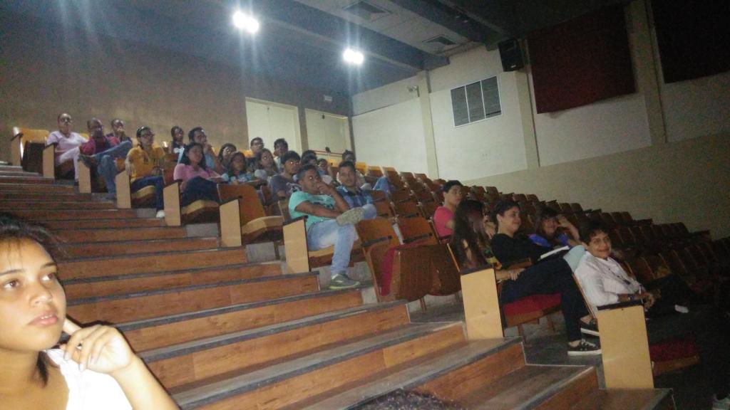 zjpimentel's tweet photo. UCSA con actividades académicas y de calle. Por un salario digno y presupuesto justo #LaUniversidadNoSeDoblega https://t.co/UcUwh7woHG