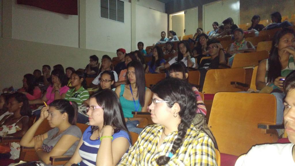 zjpimentel's tweet photo. UCSA con actividades académicas y de calle. Por un salario digno y presupuesto justo #LaUniversidadNoSeDoblega https://t.co/UcUwh7woHG