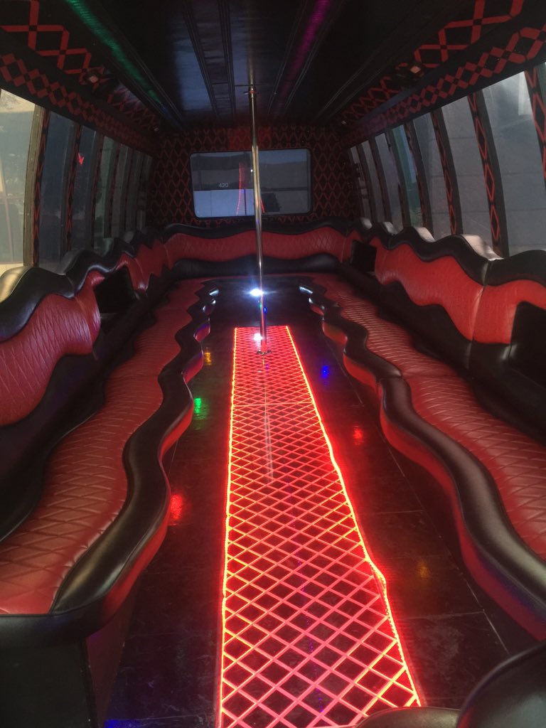 VIPLimoLV's tweet image. When your party bus game is strong! #ViP