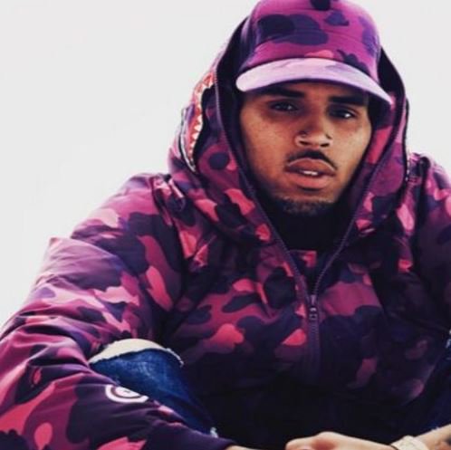 TheSource's tweet photo. Listen To @ChrisBrown’s New Single “Sex You Back To Bed” 

https://t.co/vOM5VoFCvF https://t.co/seMr2dJqbp