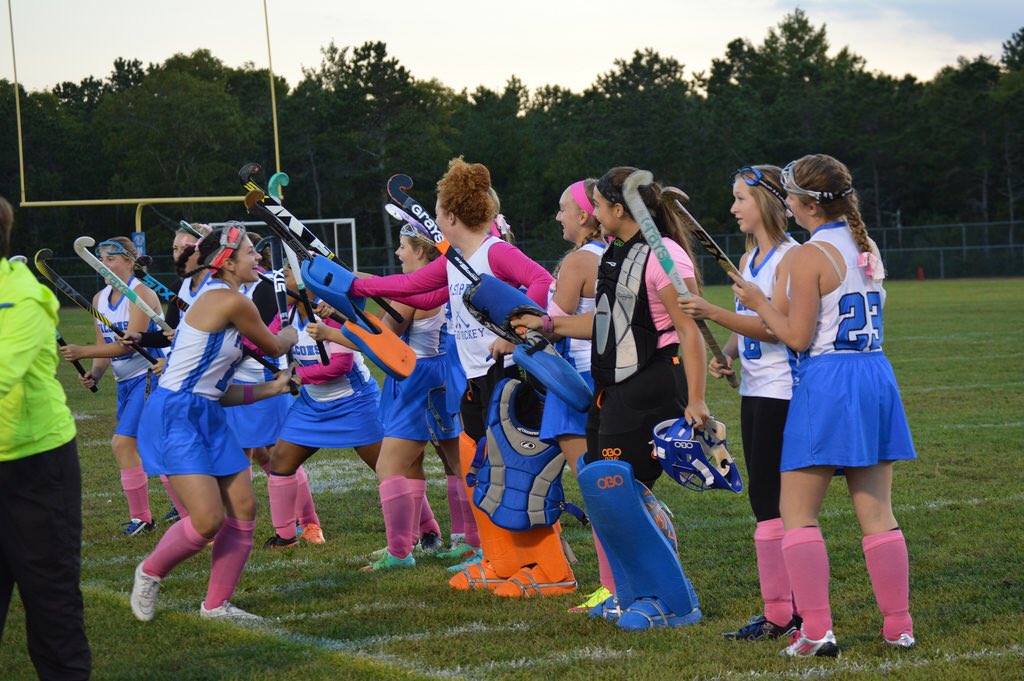 heeyyce's tweet image. I luuuuuuuhv these people 😋👩‍👩‍👧‍👧 This team is so special to me it hurts to leave every season behind ❤️ #formyteam