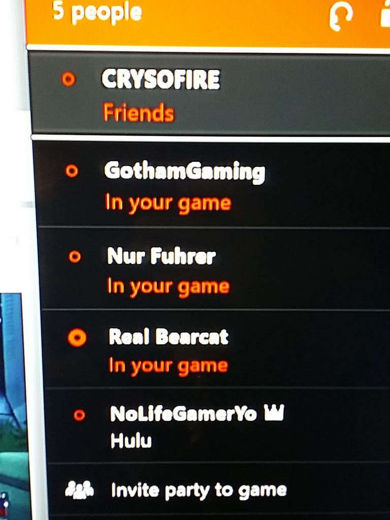CrYFeVeR's tweet photo. Waiting on Blackops 3 to drop #Sostoked https://t.co/50i4SomjVn