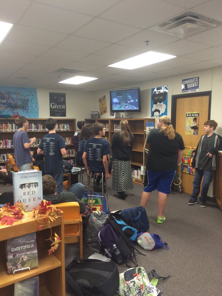 AltomSarah's tweet photo. Library fun!! #ngclibrary #whywisd @ngcrooprincipal #megalunch https://t.co/VK2DvqmJxU