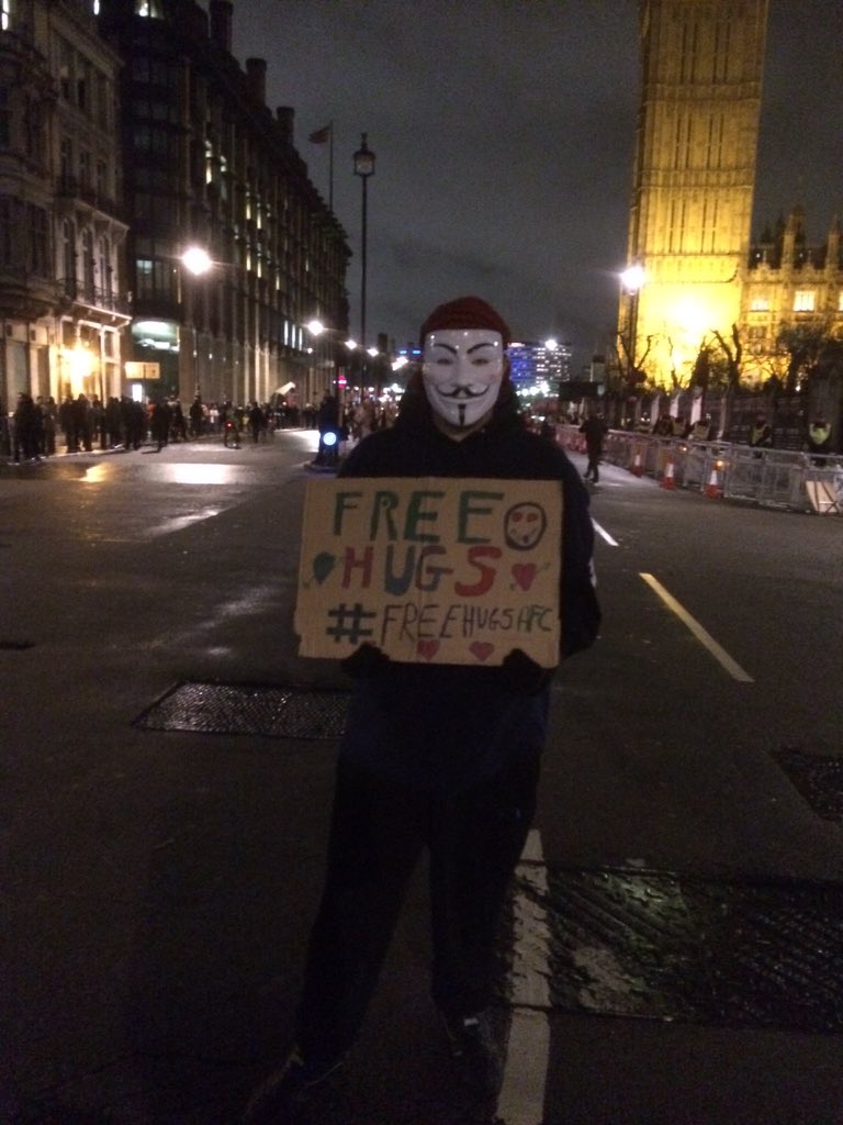 jbk9murphy's tweet image. @BBCNews &amp;amp; @SkyNews Y did u show all the bad stuff &amp;amp; not the good things people where doing at #MillionMaskMarch