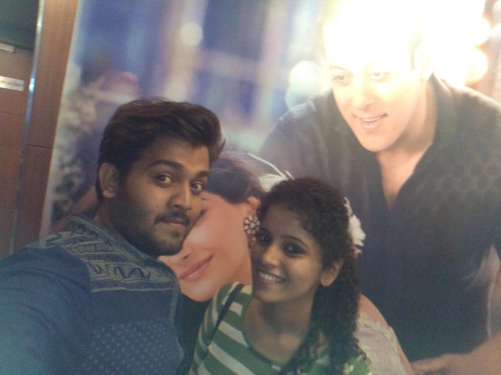 akbarkazi_'s tweet photo. @prdp @BeingSalmanKhan @sonamakapoor @foxstarhindi #PRDP #PRDPAdvBookingFrom7thNov #SelfiePayo https://t.co/lmJMkTDOGN