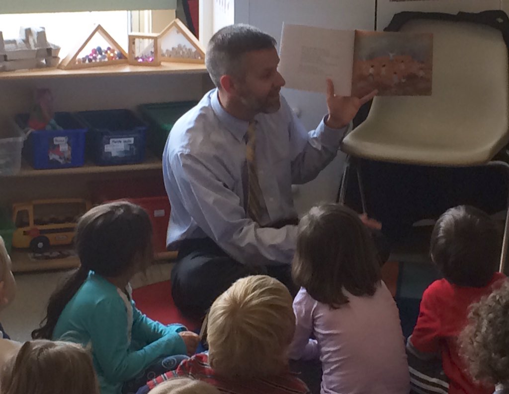 sapeugh's tweet photo. MA EEC Commissioner Weber reads to Cape Cod Y EARLY ED! https://t.co/rwt73FFJeh