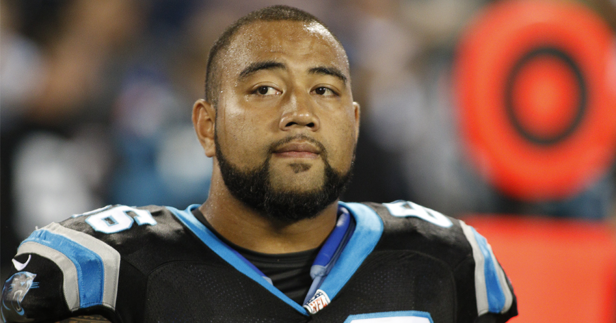 Panthers's tweet image. With two starters injured along the O-Line, @AminiSilatolu stepped up big vs. the #Colts: panth.rs/A5jPMp