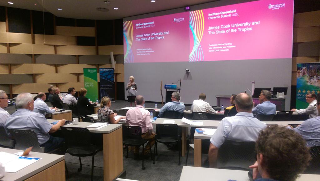 pennisi_m's tweet image. @jcu Vice Chancellor Prof Sandra Harding welcomes international delegates from #NQESummit  to Cairns Campus @LSQld