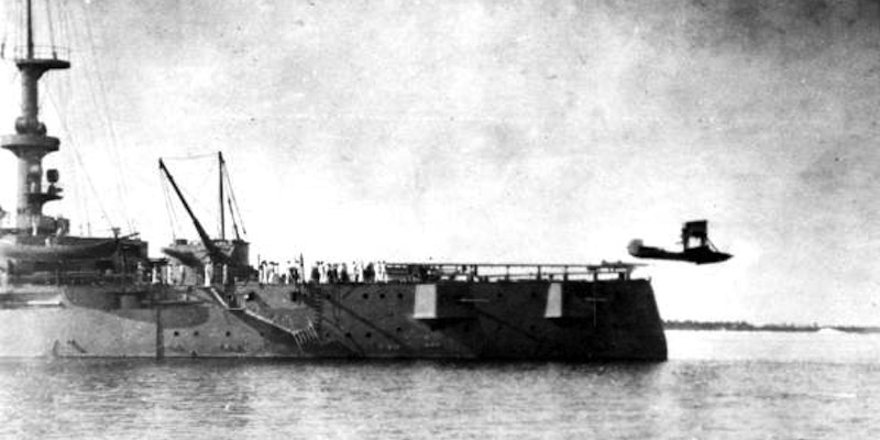 BusinessInsider's tweet image. The first catapult launch of a plane from an aircraft carrier took place 100 years ago today buff.ly/1kdIVBt