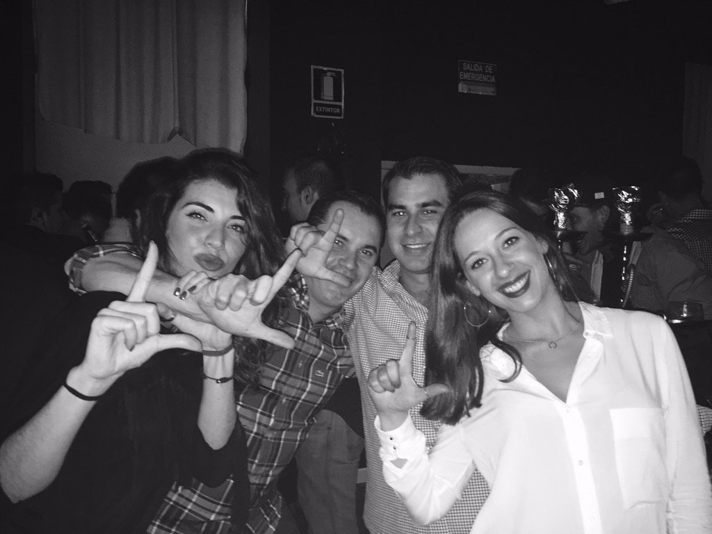 lagunalcala's tweet photo. LAGUNEANDO🎉🎊🎈🎐🎃🎄🎼🎶🇬🇧🚦🙈🎸🎷🙏🏻 @pauladv7  @joscabber1989 @AnaEugenia90 @lagunalcala https://t.co/VSpvxPwjvL