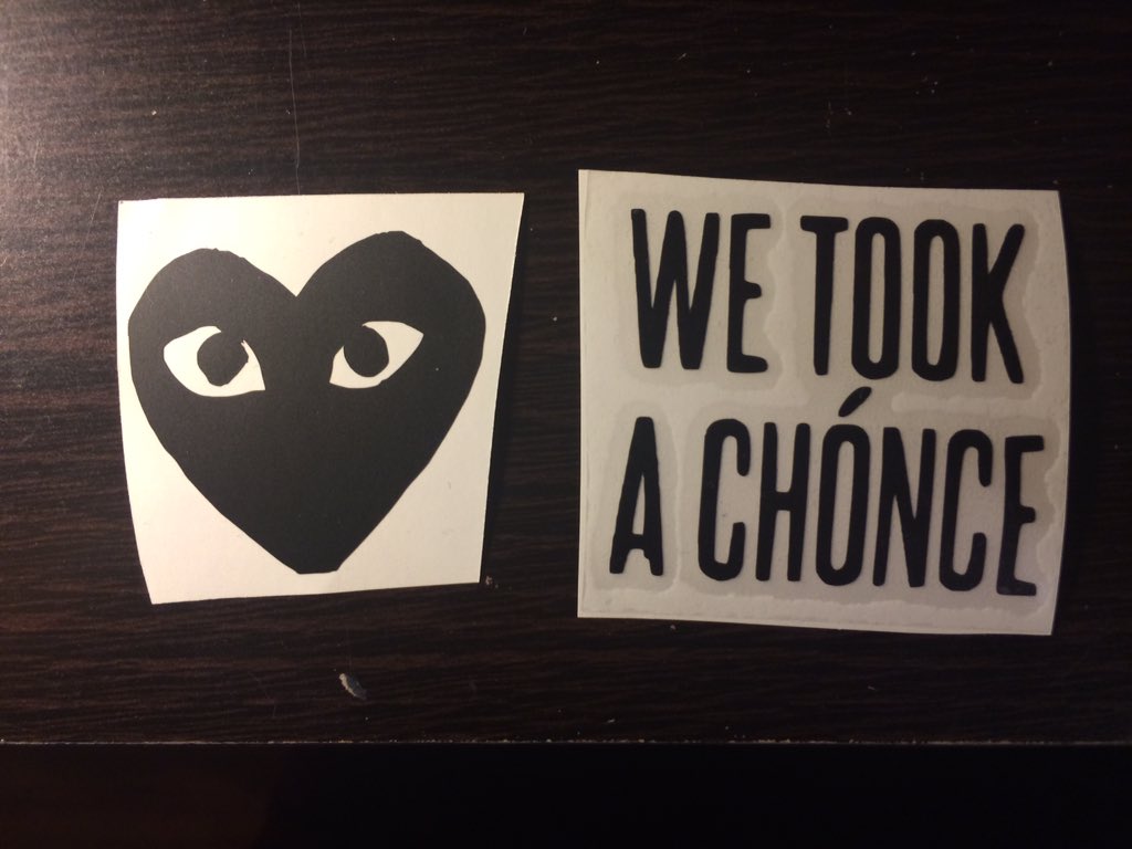 decalgarden's tweet photo. GIVEAWAY!!!
-2 Niall stickers
-RT mbf and reply to enter
-picking the winner on the 7th :) https://t.co/64RT2a8mIC