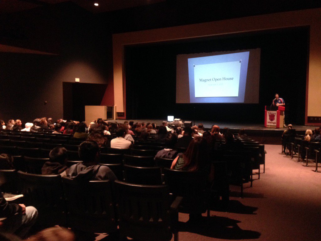 CCSDMagnet's tweet photo. #CCSD Magnet school Open House right now at Valley High School. AHOT, IB MYP & DP, new MSTEM #dreambig #CCSDIB https://t.co/WdRBLSlASV