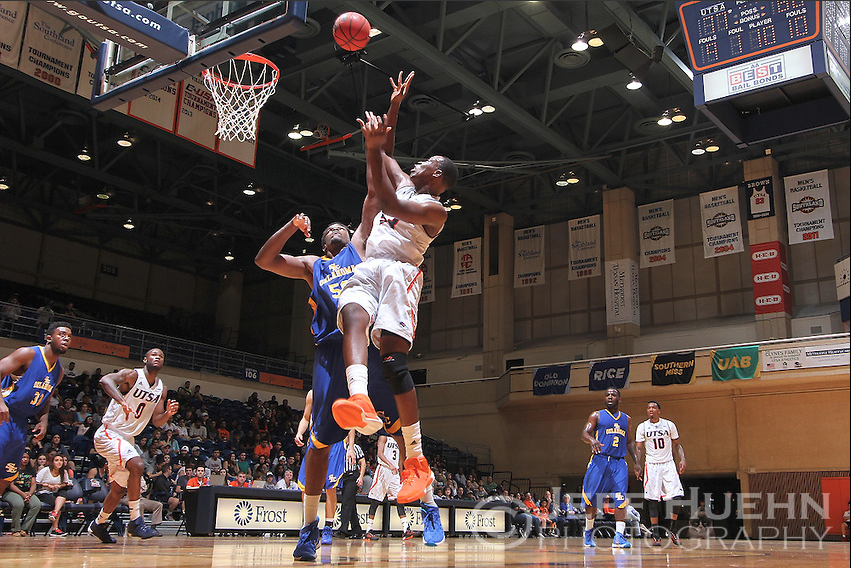 Jeff Huehn (@jeffhuehnphoto) on Twitter photo .<a href="/UTSAMBB/">UTSA Men's Basketball</a> Roadrunners new look offense fends off the Savage Storm 92-81 in exhibition opener:jeffhuehn.photoshelter.com/gallery-slides… .<a href="/UTSAMBB/">UTSA Men's Basketball</a> Roadrunners new look offense fends off the Savage Storm 92-81 in exhibition opener:jeffhuehn.photoshelter.com/gallery-slides…