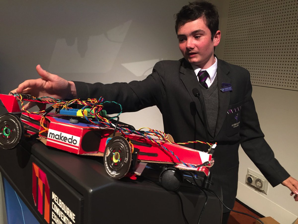 rgesthuizen's tweet photo. Student explaining how @birdbraintech Hummingbird sensors and code work for #STEM #AutoCar at #EdGameVic https://t.co/i7vNsmhoIw