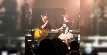 dylimaniveze's tweet photo. When You See What Country Star Lee Brice Did For One Brave Little Fan, You’ll Be In Tears!
https://t.co/xofGs2wwpZ https://t.co/fINPrInfWy