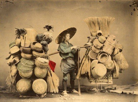 Pijamasurf's tweet photo. Los últimos samuráis: hermosas fotografías de los guerreros y sus cortesanas https://t.co/hB4e2wWBcd https://t.co/wfSjsZjBp7