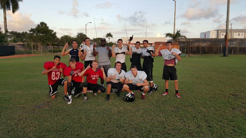 B_Croye35's tweet photo. this season wouldn't have been the same without these boys 🏈
@johnnychimp34 @frankie_machado https://t.co/VGyBKHcNly
