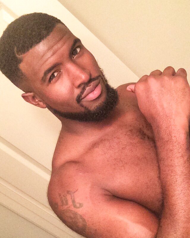 UncleFlex94's tweet photo. Goodnight! https://t.co/6SPnjuUxqT