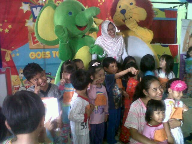 TemanKodomo's tweet photo. Terima kasih acara hari ini di TK Pelita Harapan-Cirebon. Tungu kami di kota selanjutnya ya Moms #TamanBintangKodomo https://t.co/ZZ3XH6MPlq