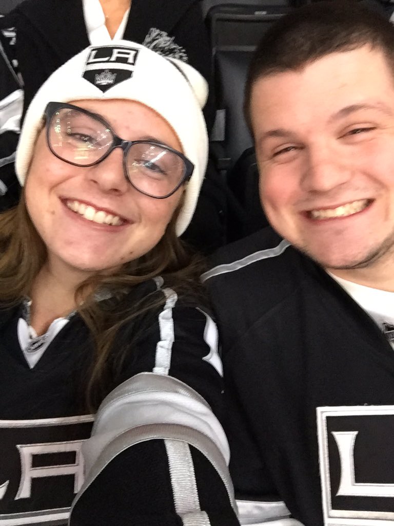 amyc727's tweet photo. Having a great time so far! #firstkingsgame #GoKingsGo https://t.co/ZeGnAJ5Z5I