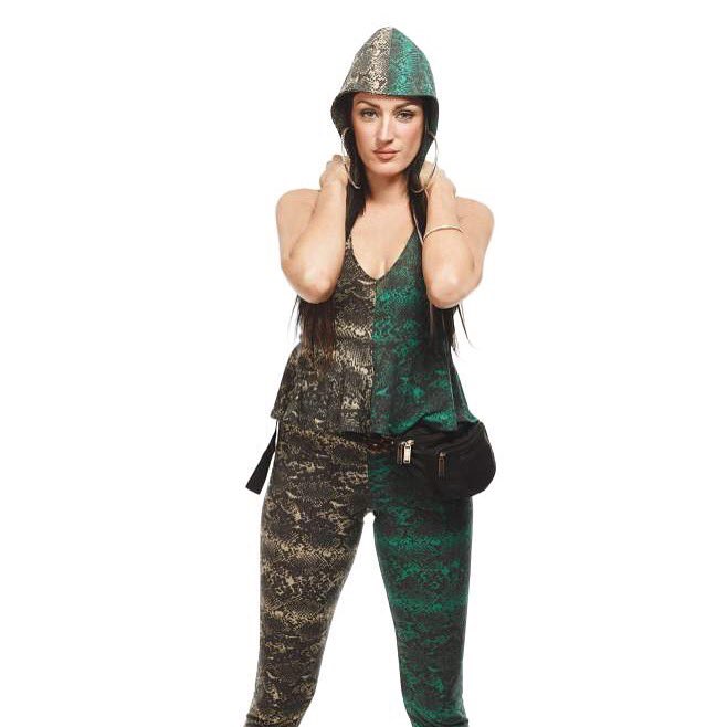 JCaseyChapman's tweet image. #designerkelly was robbed tonight. Really unbelievable. #ProjectRunway