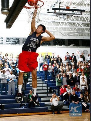XHNews's tweet photo. Chinese guard Chris Tang, tagged as "next Jeremy Lin", joins NBDL Iowa Energy, affiliated to NBA Memphis Grizzlies https://t.co/DIIelfbSC3