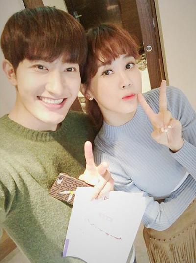 "<a href="/TheDramaKorea/">thedramakorea</a>: Lee Da Hae &amp; Zhoumi SJ-M saat syuting drama Korea Cina terbaru "Best Lover". "
