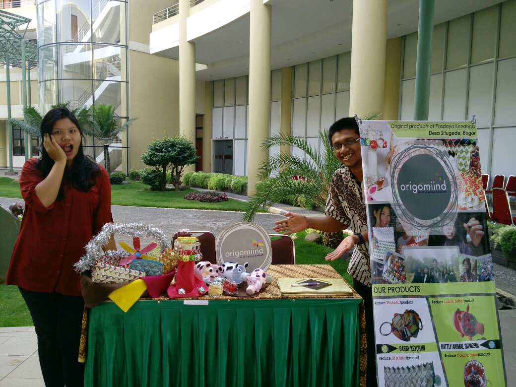 origomiind's tweet photo. Ayo datang ke booth kami di @IE_Summit 
Dapatkan edukasi cara membuat origomi dan beli langsung produknya! https://t.co/IqEfVaO46R
