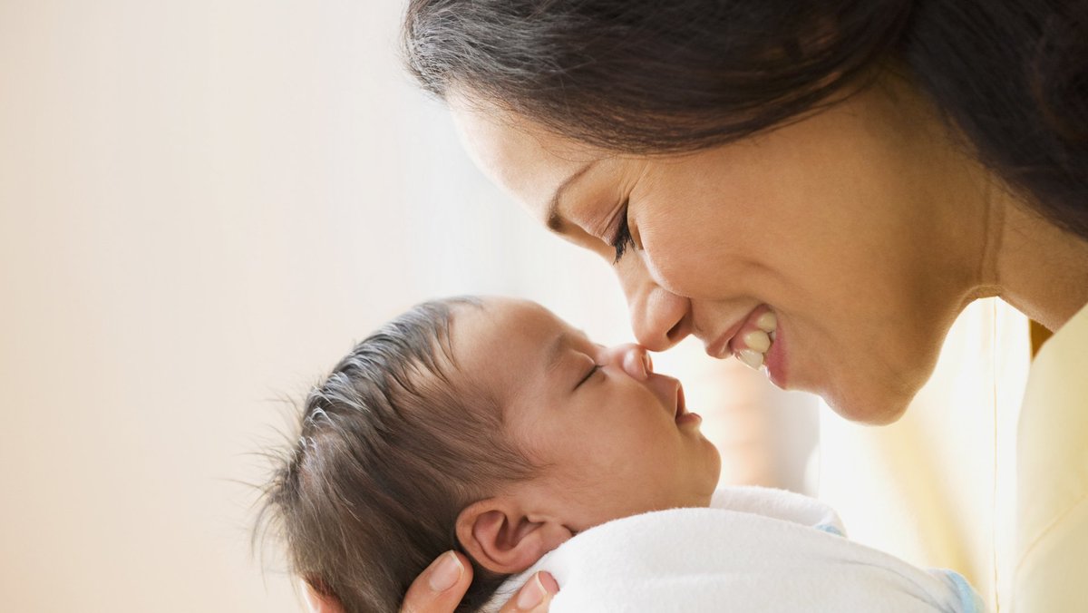 momezzindia's tweet photo. Eight tips for new #Mums, take advatage of number 4. #TakeTheHelp https://t.co/kRiAiCrDtw https://t.co/03cnmc7QNV