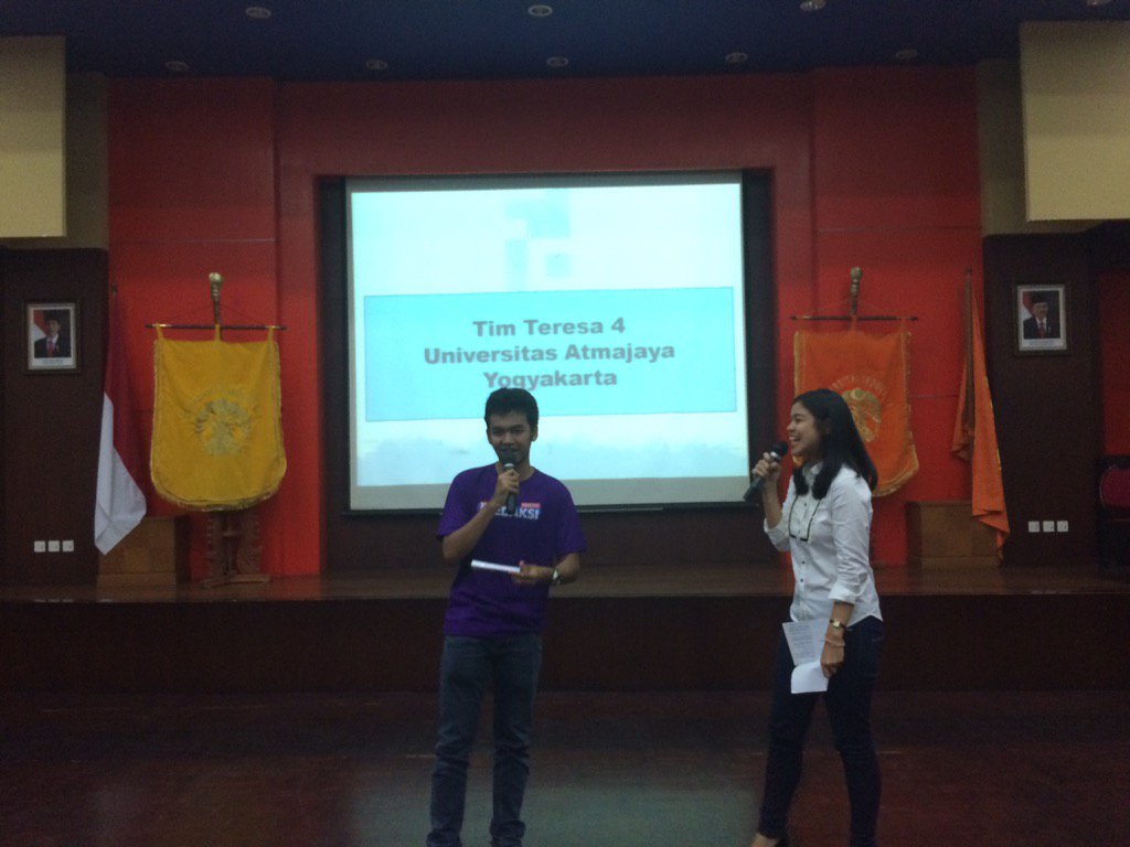 Pemenang karya terbaik jatuh kepada.... Tim Teresa 4 - Universitas Atmajaya Yogyakarta