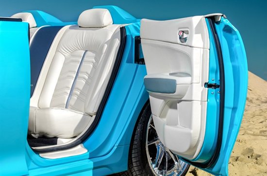 Kia_nederland's tweet image. Speciaal voor de #semashow2015 in de VS is dit unieke 'beachcrusin' #Optima concept gebouwd. semashow.com