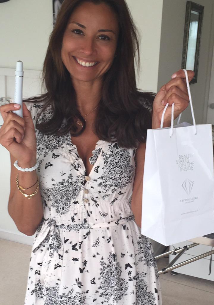 Melanie Sykes is a fan of Lift Away The Years have you tried our amazing wand yet?crystalclear.co.uk/lift-away-the-…