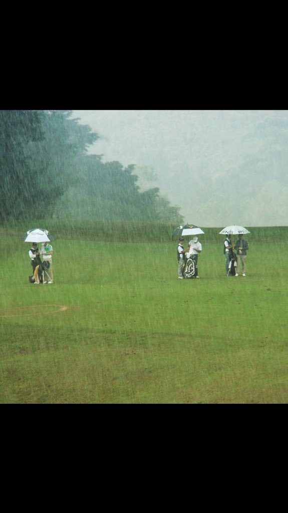 McCrossanGolf's tweet photo. Rain acidity level is pH 5.6 - this won't kill you. Get the job done whatever the weather �� #motivation #progress https://t.co/Xr6N7gfR76