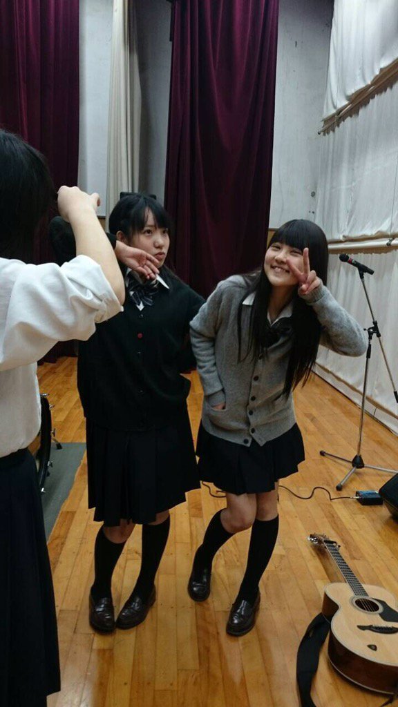 yuichimu__1027's tweet photo. 本番ではガチガチやったけど裏ではみんなこんな感じ爆笑
今日は聞いてくれてありがとうでした〜😆💕
#Crucus
#バンド https://t.co/xQDtydkmM5