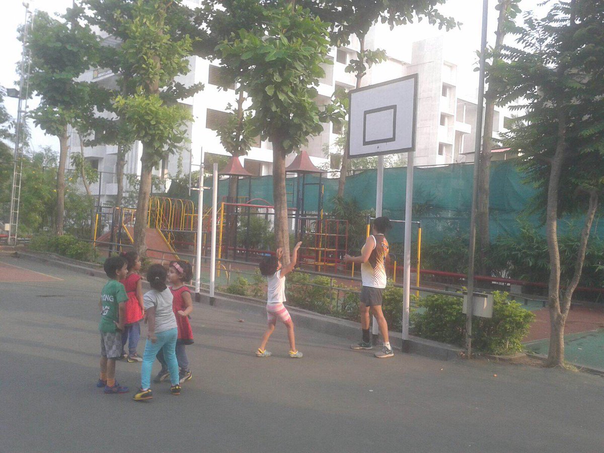 Getagameinfo's tweet photo. It's said that practice makes perfect! All we can do now is wait and watch! #basketball https://t.co/HgmREiGXEa