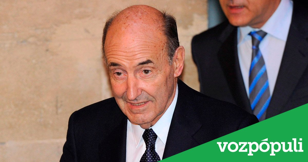 iridiscenteTW1's tweet image. Roca, salpicado por el escándalo del #3porciento: Agbar daba fondos a #CDC ow.ly/UiJ7u