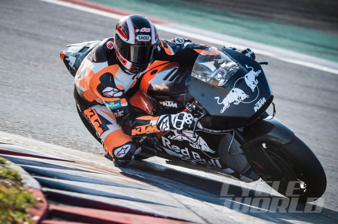Metro_TV's tweet photo. KTM Siap Kompetisi di MotoGP Pakai RC16 https://t.co/TlTfYC2Fhb https://t.co/6alW2lblDO