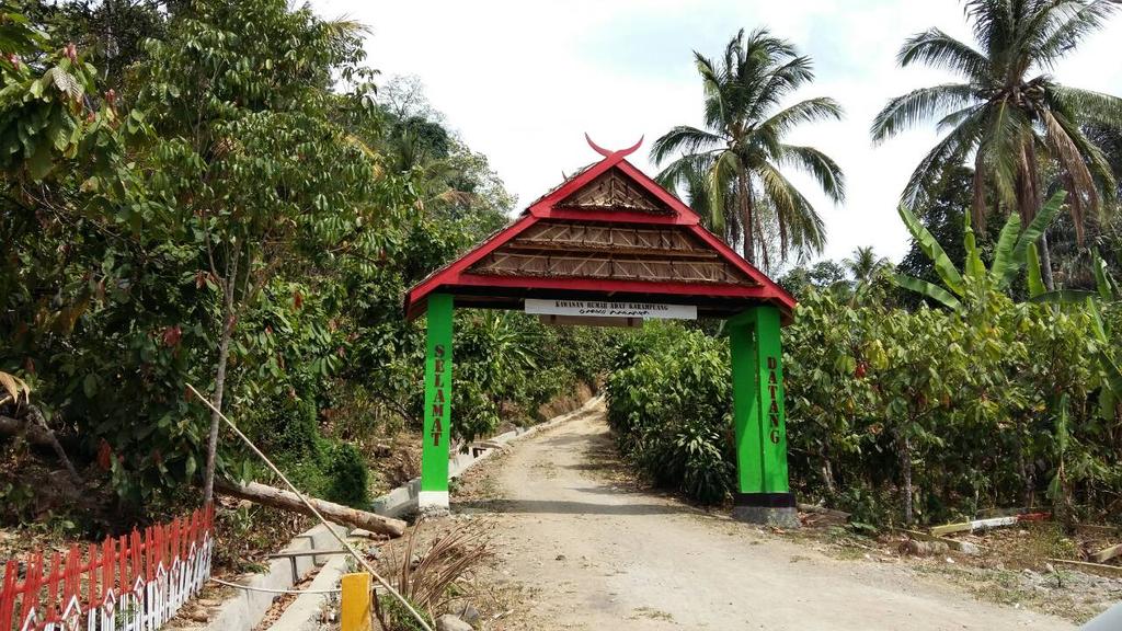 Gerbang menuju Kawasan Rumah Adat Karampuang