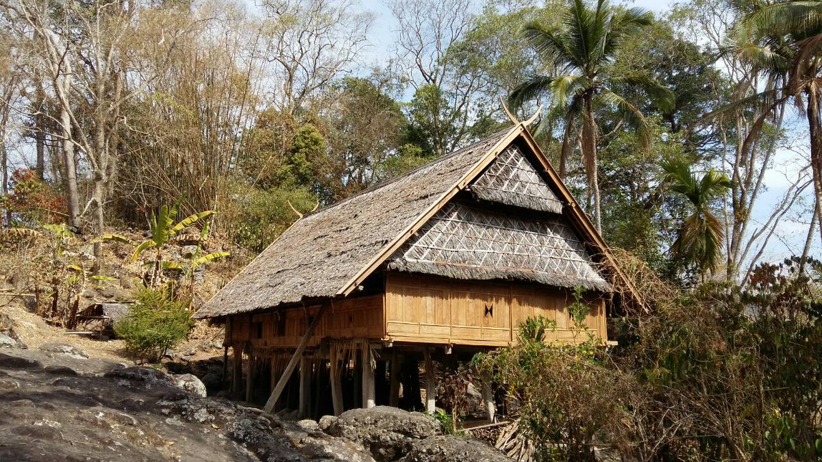 Salah satu rumah adat Karampuang, Kab. Sinjai