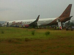 Batik air tergelincir di bandara Adisucipto Jogja saat landing..