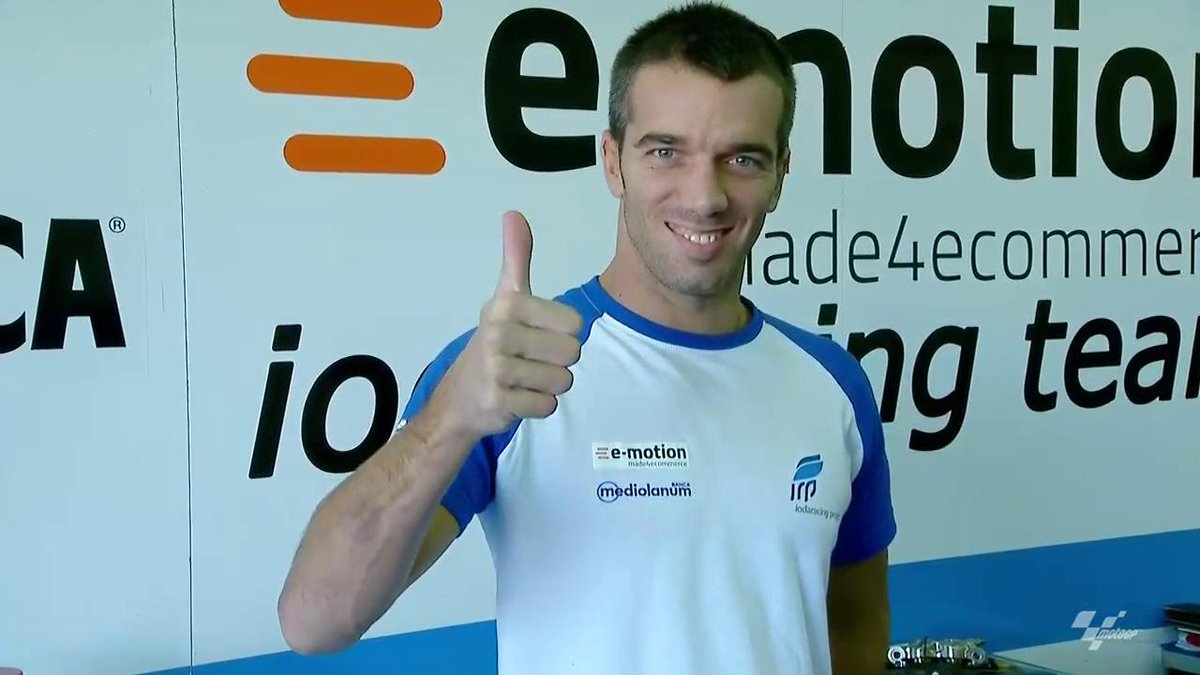 MotoGP's tweet photo. Great to see @AlexDeAngelis15 back in the #MotoGP paddock after his fall in the Japanese GP. #ValenciaGP https://t.co/1hwwXWiHrb