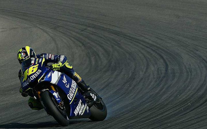 Maxp_9's tweet photo. Si comincia, Go Vale!!! @ValeYellow46  #iostoconvale #gasamartello #nonsimollauncazzo https://t.co/kDgyroDV5K
